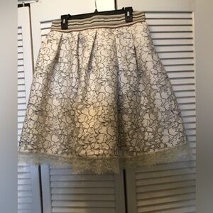 Embroidered Pouf Skirt/L/new